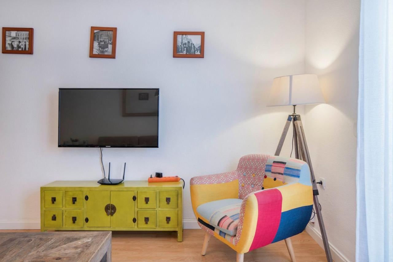 Urbanchicmalaga 3 Bedroom Spacious Quiet Historic Malaga Apt Exterior photo
